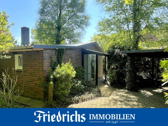 Charmantes Wochenendhaus mit Wintergarten und Carport in idyllischer Lage in Westerstede Karlshof