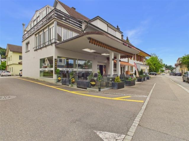 Charmantes Wohn und Geschäftshaus in Schöftland