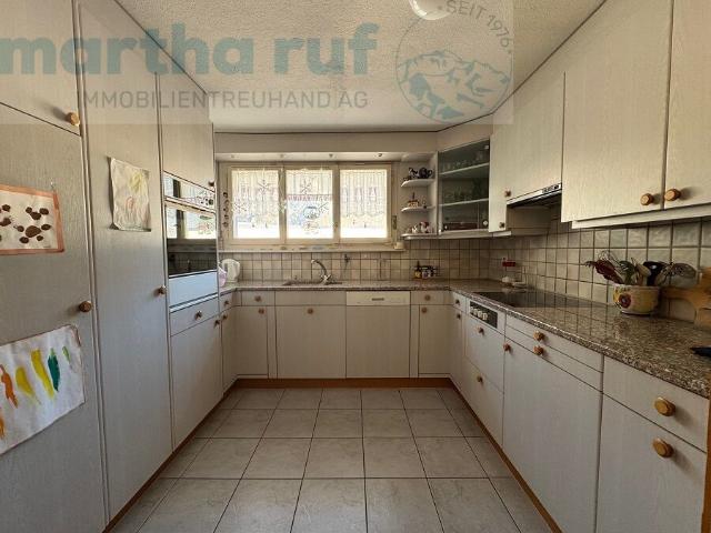Charmantes Zweifamilienhaus mit Bergblick und Garten | dreamo. Ch