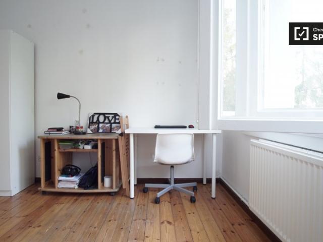 Charmantes Zimmer zur Miete in Neukölln, Berlin