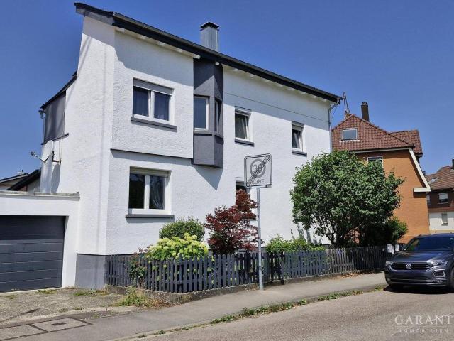 Charmantes 2 bis 3 Familienhaus umfassend saniert vielseitig nutzbar!