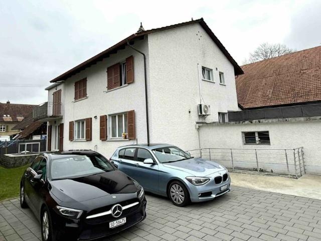 Charmantes 2 Familienhaus an zentraler Lage!