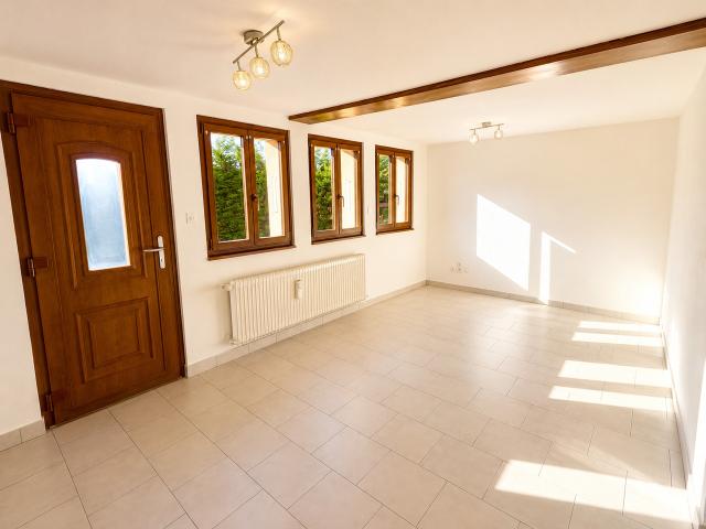 Charmantes 4.5 Zimmer Duplex Apartment im Erdgeschoss