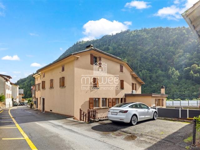 Charmantes 4,5 Zimmer Haus mit Terrassen und Nebengebäuden in Martigny Combe!