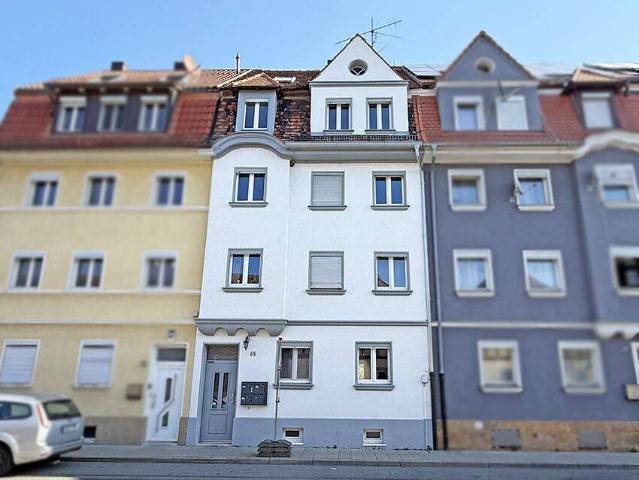 Charmantes 4 Familienhaus in stadtnaher Lage