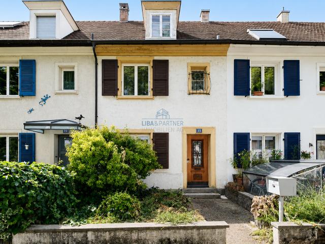 Charmantes 4 Zimmer Reiheneinfamilienhaus mit Gartenidylle