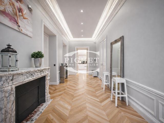 CHARME DE L’ANCIEN ET VOLUMES D’EXCEPTIONCatherine PiguetAlma Immobilier