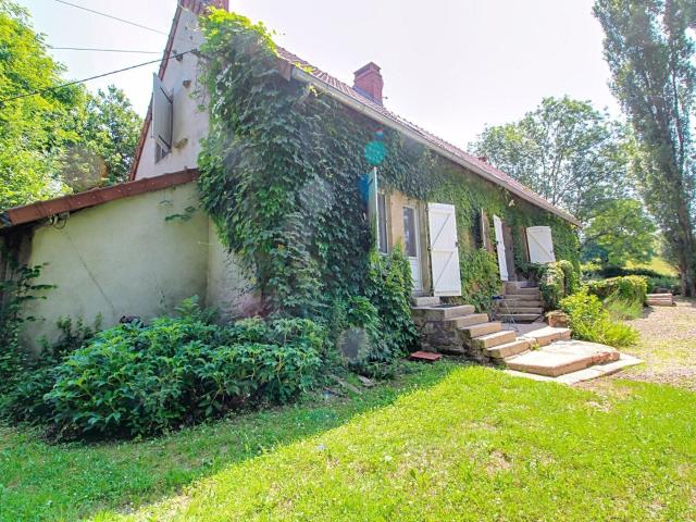 Charme de l'ancien au coeur de la nature 135m² Saint Romain Sous Gourdon