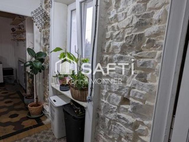 Charme de l'ancien, potentiel de deux habitations
