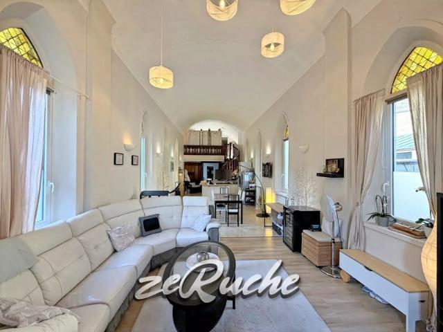 ? FALAISE – T4 de 120 m² avec terrasse + place de parking