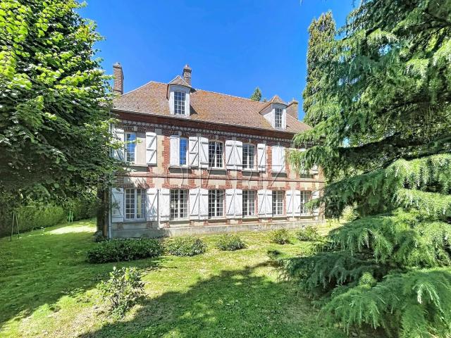 Charme et campagne pour cet ancien presbytère