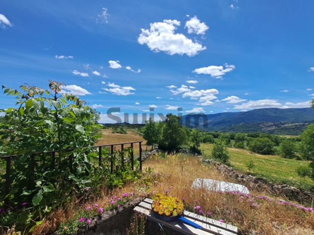Charme et caractère au coeur de La Garde Guérin Village cla