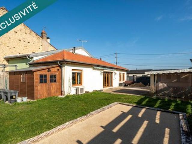 Charme et Sérénité à Hammeville: Maison de Caractère de 147 m² sur un terrain de 915m2