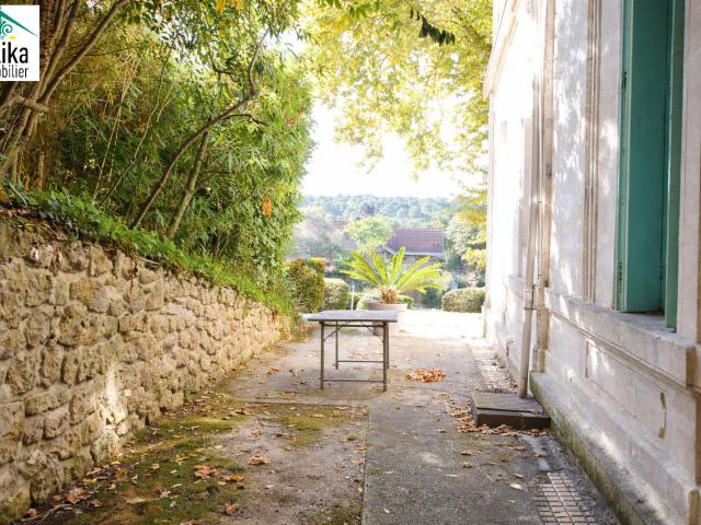 Charme et terrasse ! 50m² Arcachon