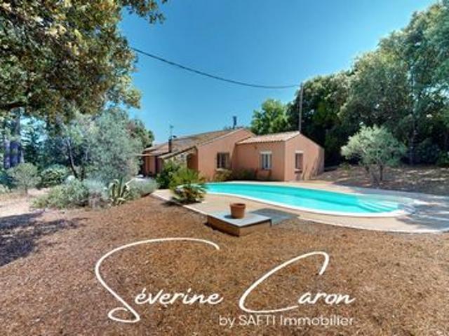 Charme provençal avec piscine à Flassans