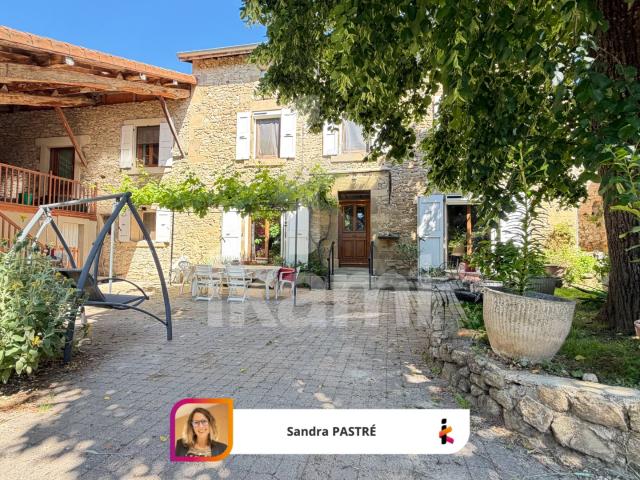 Charme, volumes et potentiel: une maison en pierre idéale p. 170m² Alixan