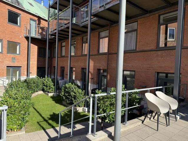 Charmerende 3 værelses i hjertet af Odense C