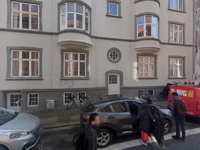 Charmerende 3 værelses lejlighed i Aalborgs hjerte