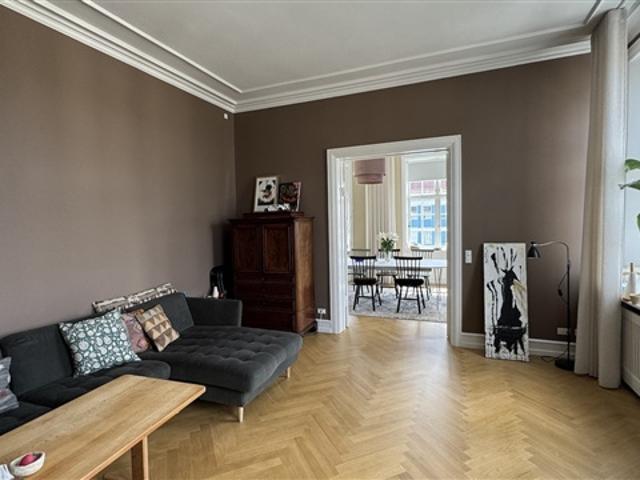 Charmerende herskabslejlighed nær Svanemøllen Strand, København Ø, København