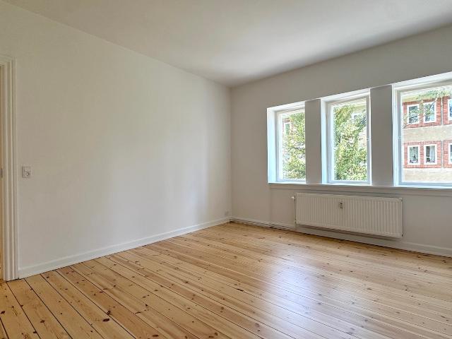 Charmerende nyrenoveret lejlighed i Charlottenlund