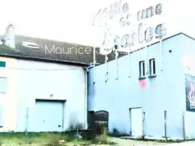 Charmes 88130 Achat / Vente divers 33 pièces terrasse parking