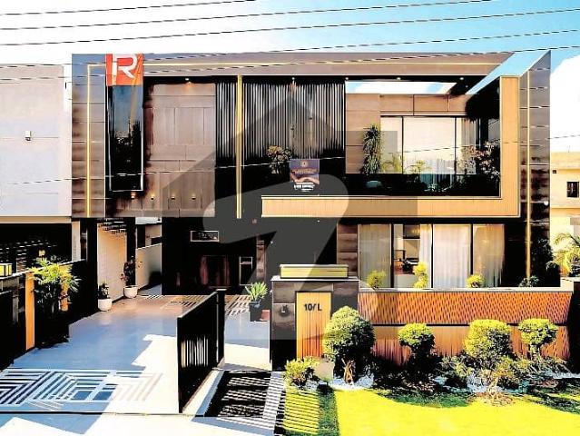 Charming 4 Bedroom 10 Marla House In DHA With Modern Comfort With Stylish Finishes