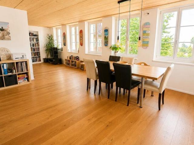 Charming 4 room apartment – living with character