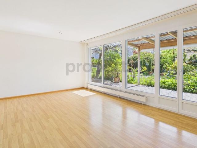 Charming 4.5 room single family house with garage, Dornach
