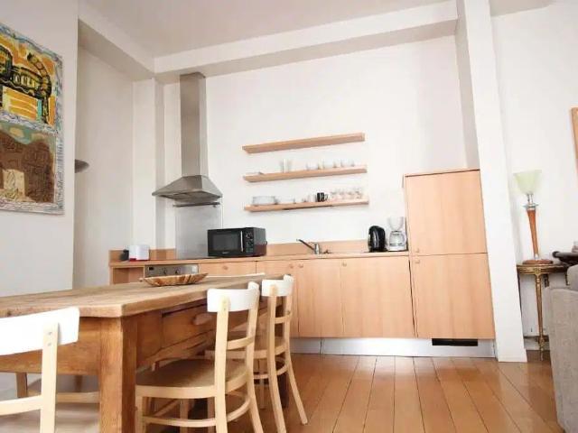 Charming 56 m2 apartment, Paris Amsterdam Apartments for Rent
