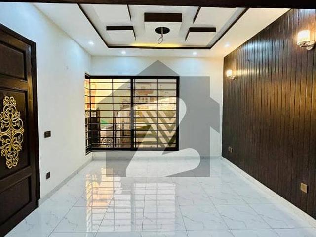 Charming 5 Marla House Available For Sale In Park View City, Lahore