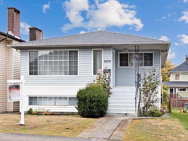 Charming 5 Bedroom Bungalow!