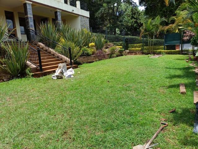Charming 5 Bedroom Family Home in a Gated community For Rent in Runda