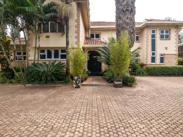 Charming 5 Bedroom property for Sale
