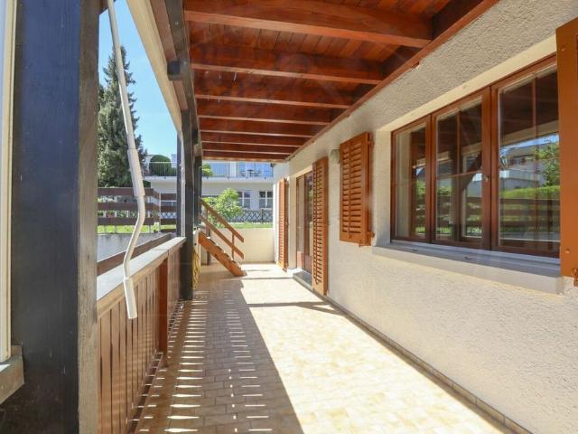 Charming 6½ room house with plenty of space and rustic flair in Wohlenschwil