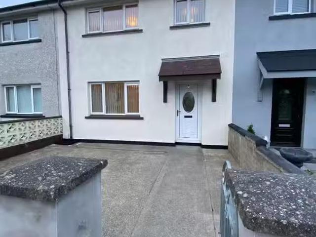 Deal! 8 Finn Gardens