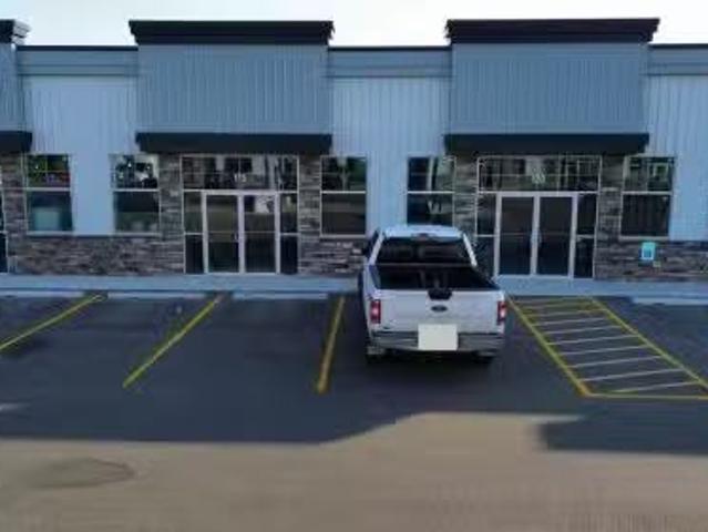 Charming 120 5302 Vista Trail, Blackfalds, AB, T0M 0J0 comme.