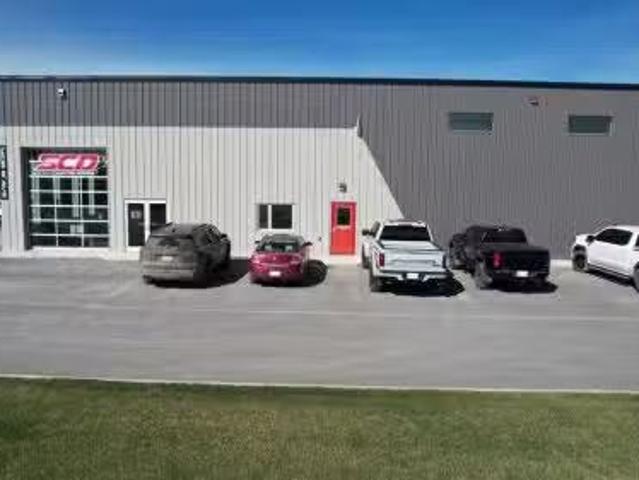 Rental! 1408 8 Avenue, Fort Macleod, AB, T0L 0Z0 commercial.