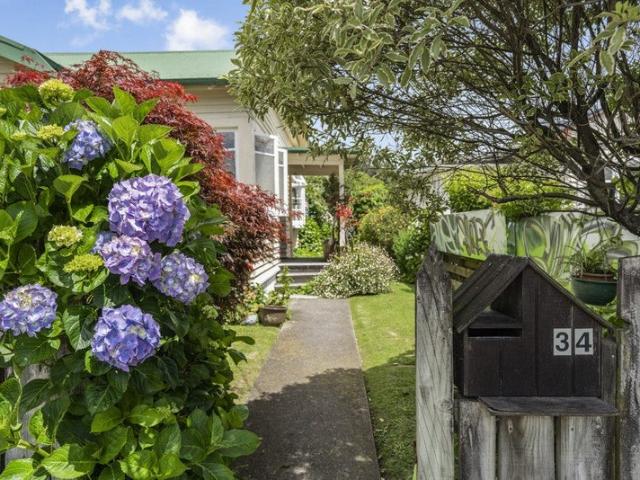 Charming 1920s Bungalow in Fairfield