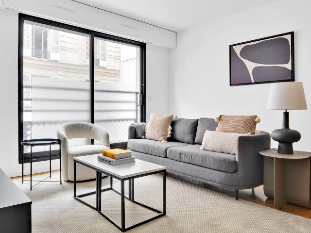 Charming 1 Bedroom Apartment in Roquette, Paris, Paris Amsterdam Apartments for Rent