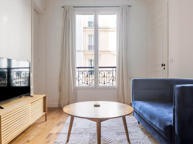 Charming 1 Bedroom Apartment in the Heart of Paris