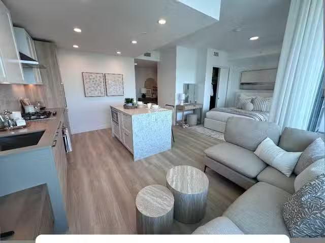 Rental! 1 BR Apartment for rent in Burnaby, Burnaby North, 140.