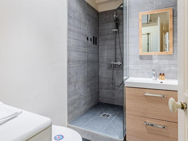 Charming 1BR Apartment in Le Marais with AC