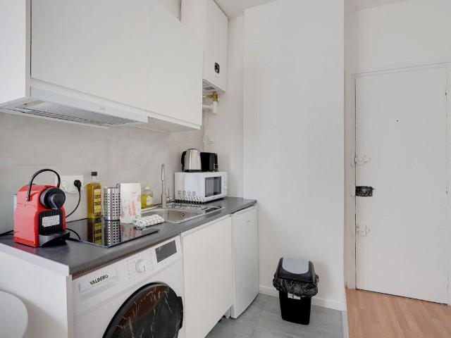 Charming 1BR Apartment in Passy Near Eiffel Tower