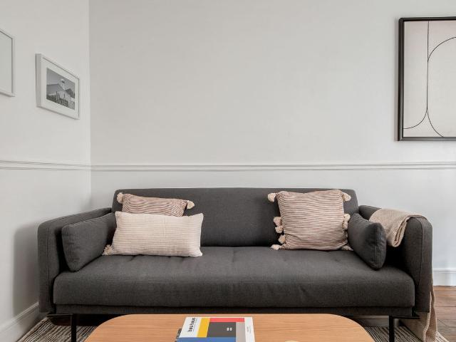 Charming 1BR Retreat in Heart of Paris, Paris Amsterdam Apartments for Rent