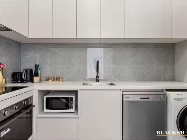 Cozy 237A Sculthorpe Avenue, Whitlam Townhouse for rent Liste.