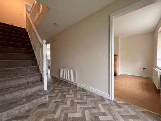For Rent! 25 The Meadows