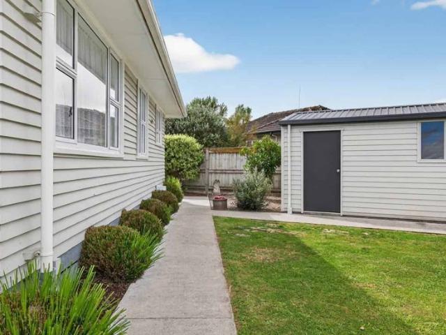 Charming 2 Bedroom