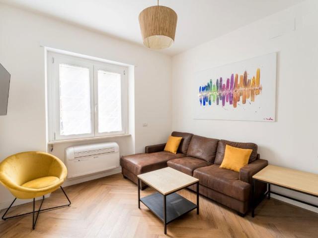 Charming 2 Bedroom Apartment in Flaminio Cribmed