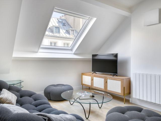 Charming 2 Bedroom Apartment in Paris