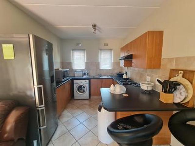 charming 2 bedroom duplex townhouse.